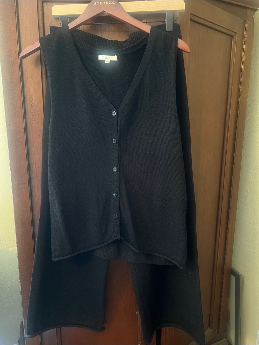 ZSUPPLY Black Vest and Crop Pant Set L